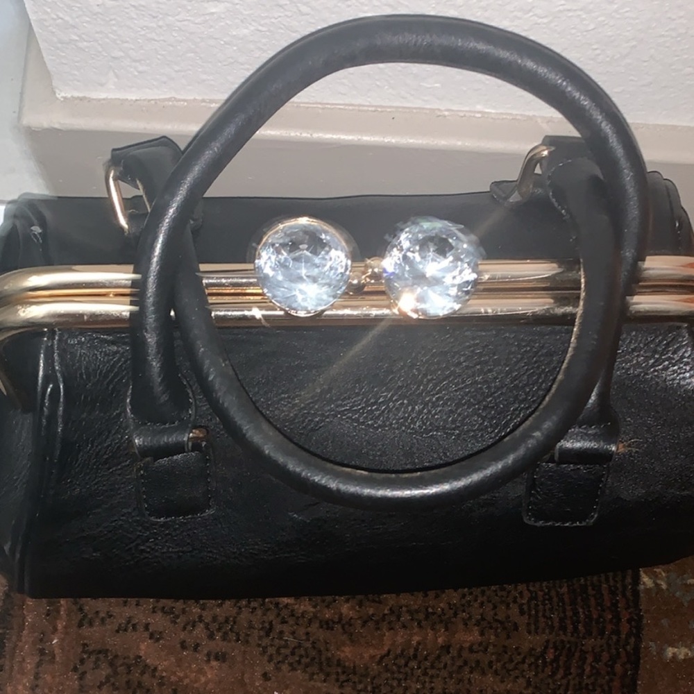 Black bubble purse with large stones
